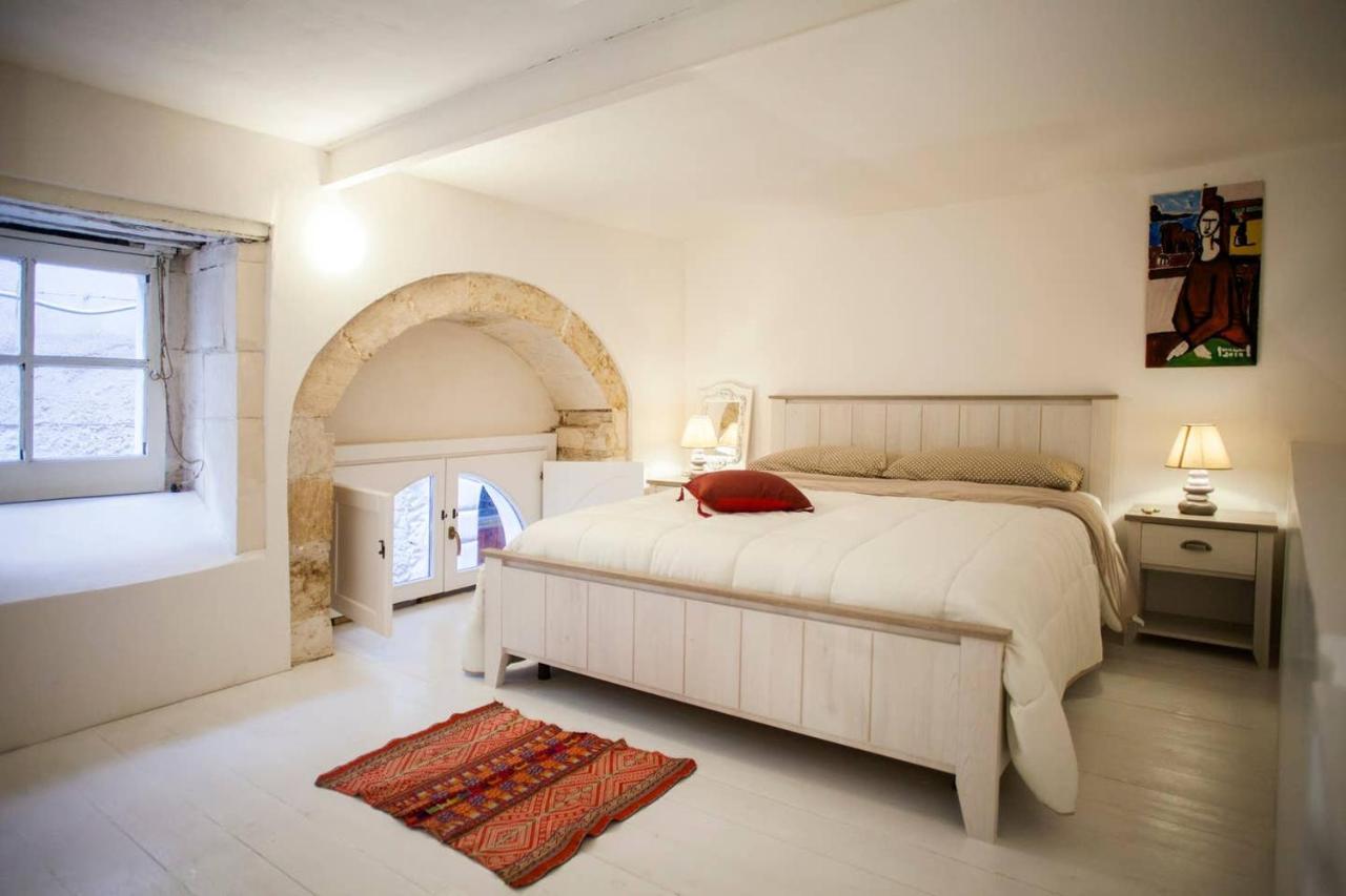 Вилла Charming House Ortigia Сиракузы Экстерьер фото